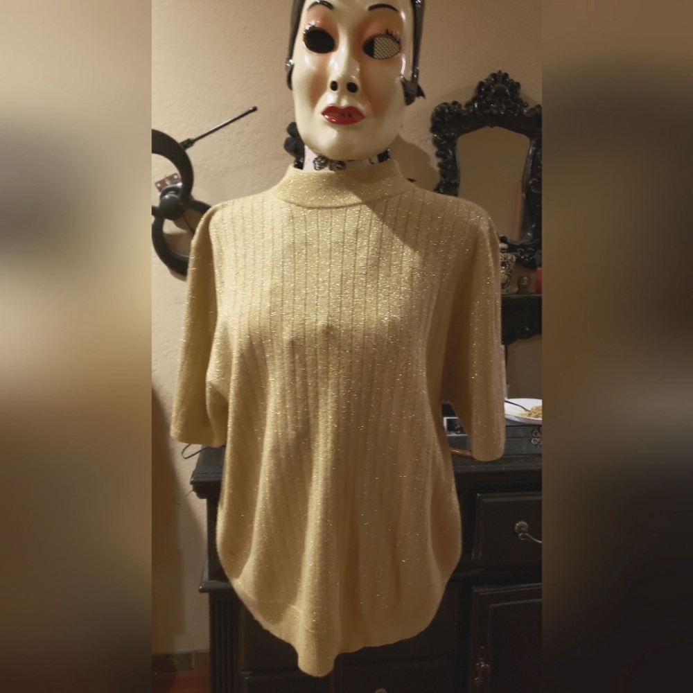 Beautiful ribbed Gold Sparkle Shirt vintage style.